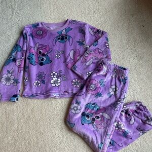 NWOT Girl’s Cozy Lounge Set - Purple Floral Stitch